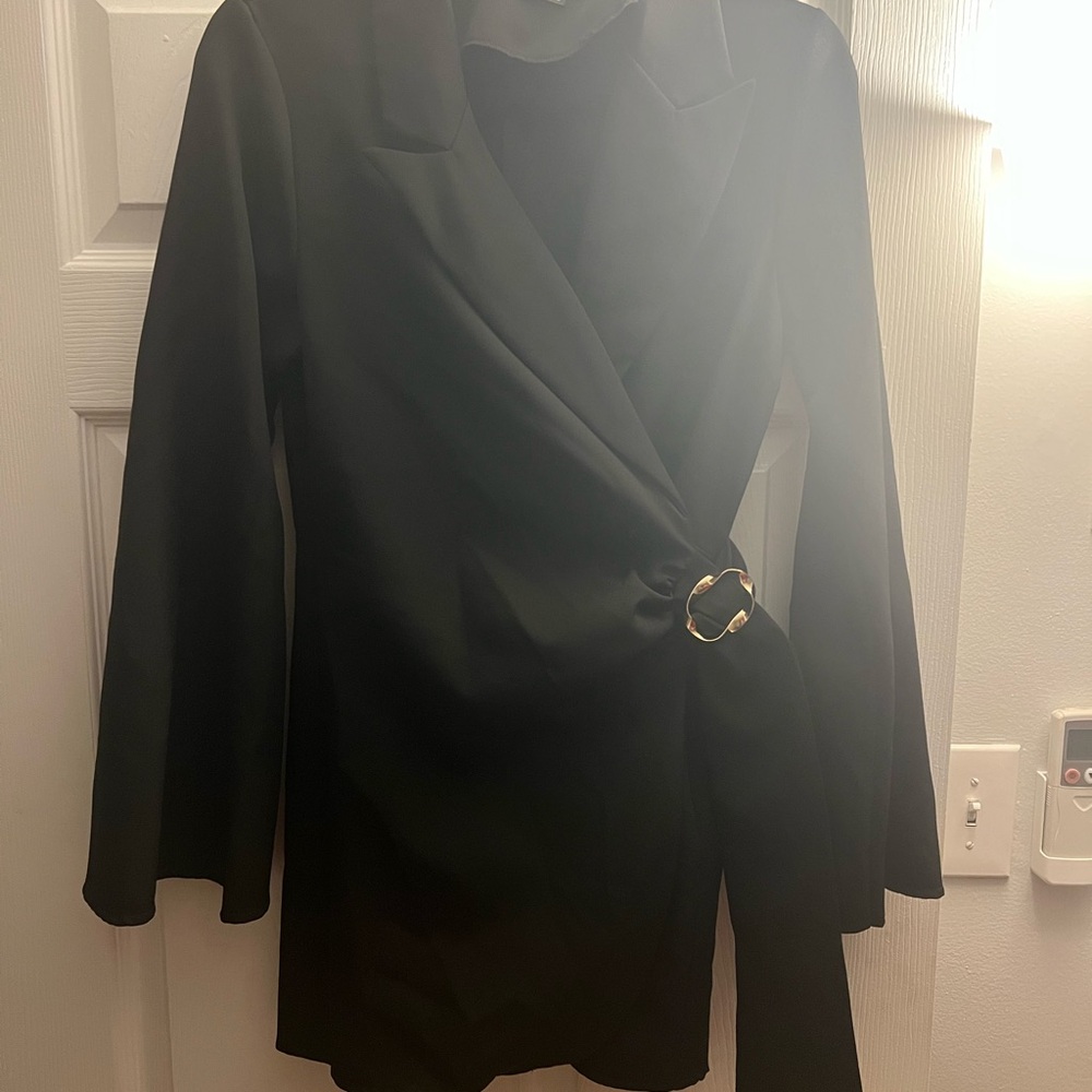 Black Wrap Blazer Romper - Picture 6 of 7